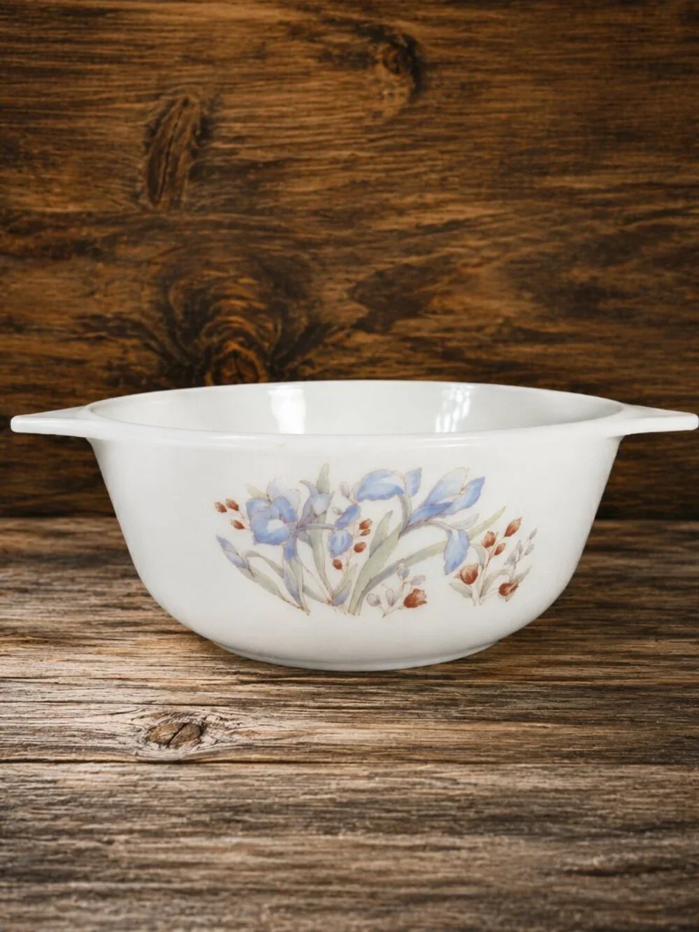 Vintage Pyrex Blue Iris Floral Casserole Dish White Blue Flowers